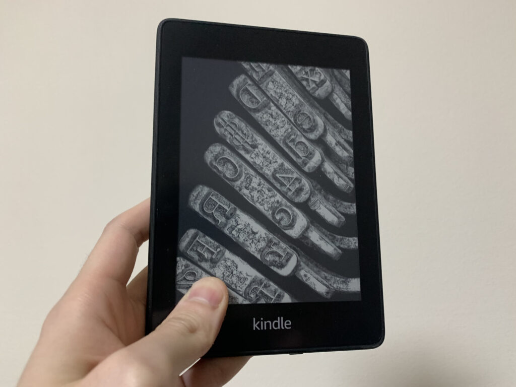 Kindle Paperwhiteのサイズ