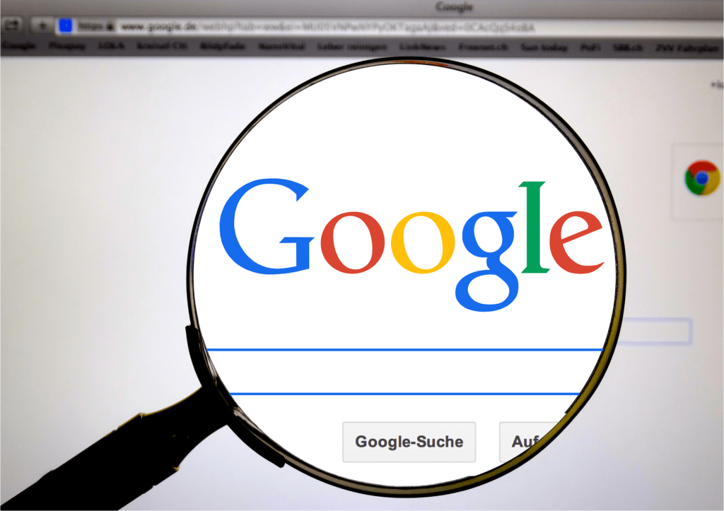 Googleと虫眼鏡